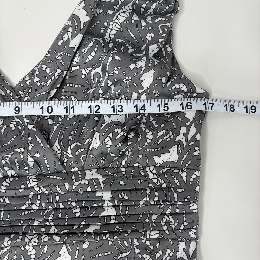 The Limited Y2K Babydoll Sleeveless Grecian‎ Silver Grey Satin V-neck Top - Picture 9 of 15
